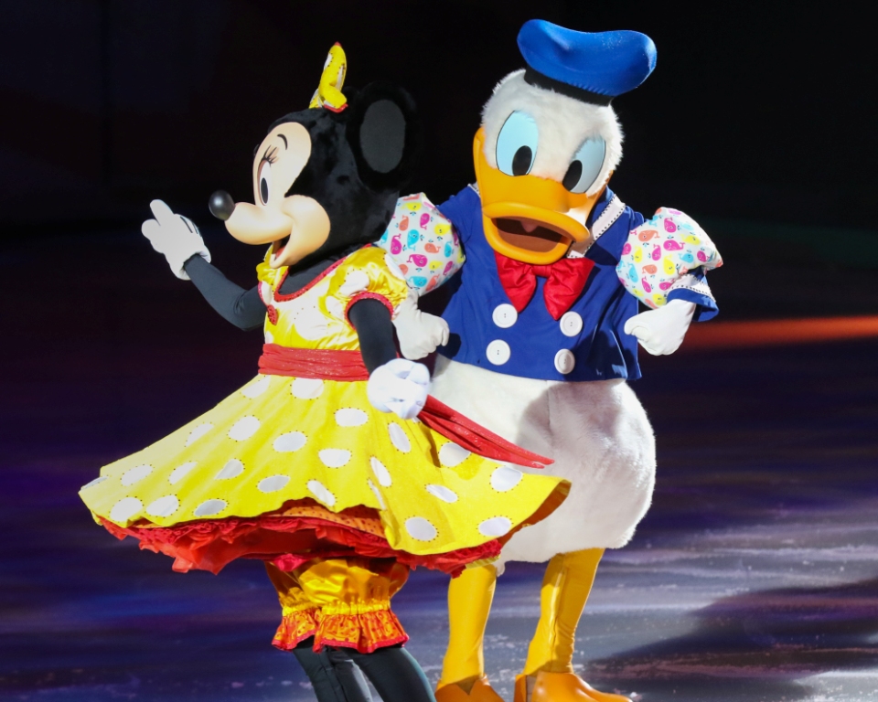 A Review of Disney On Ice Presents Worlds of Enchantment